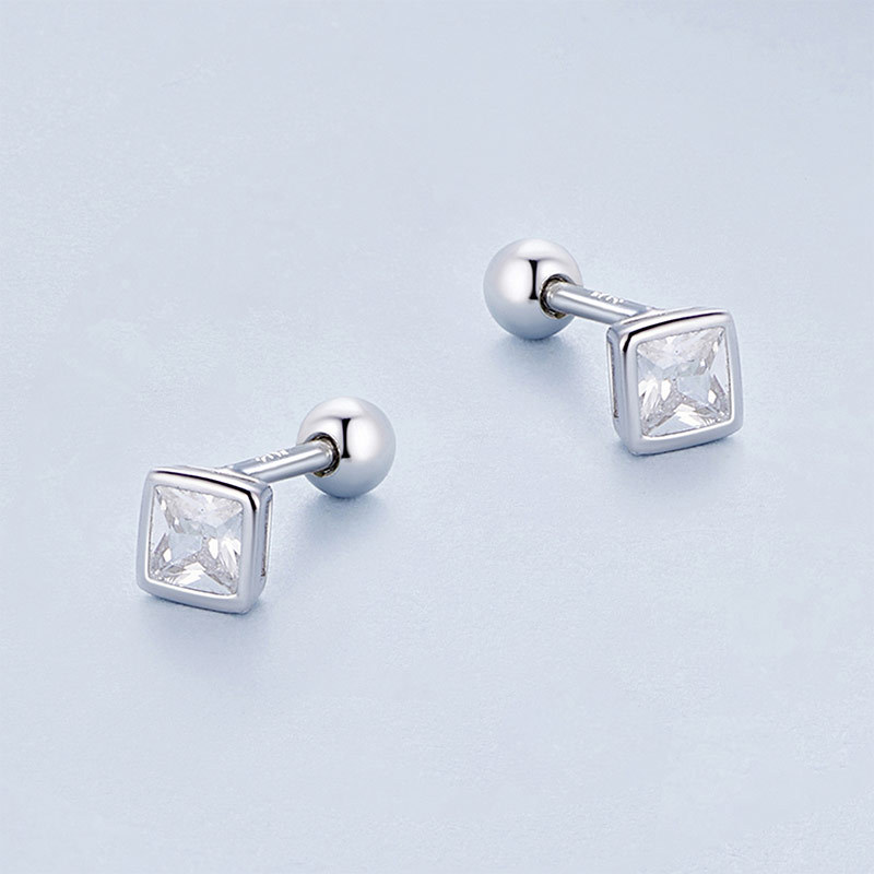 Mini Princess-cut Earrings image number 1
