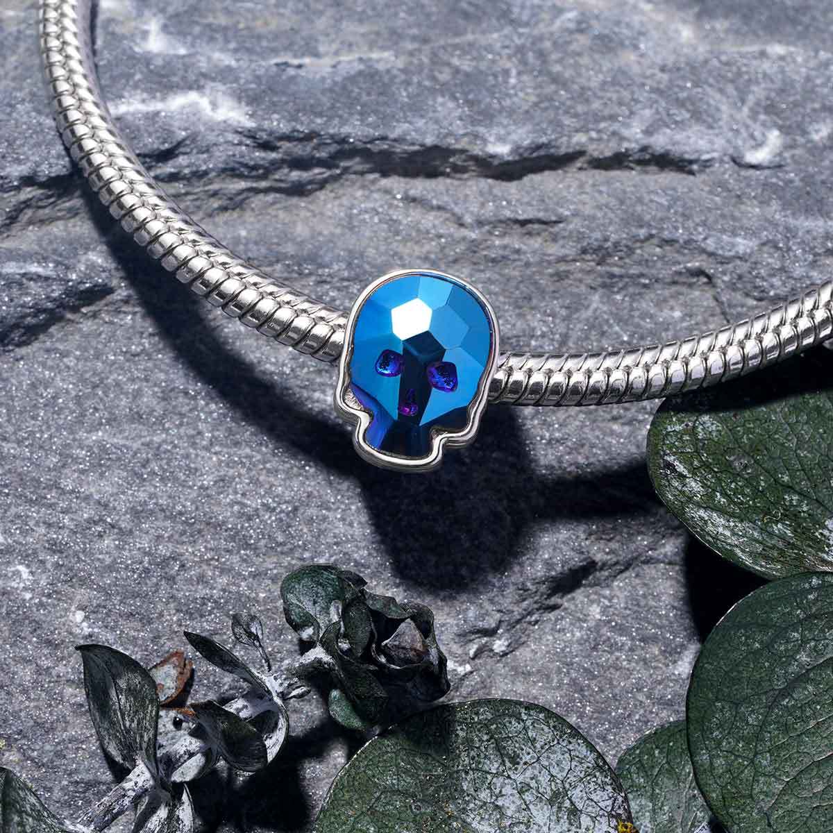 Crystal Skull Charm image number 2