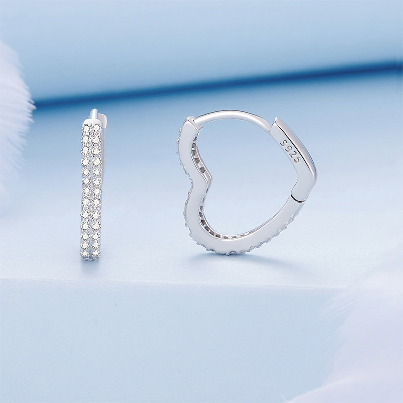 Heart-Shaped Earrings image number 1