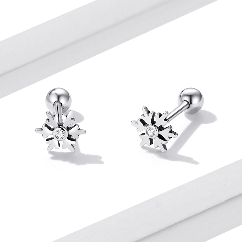 Snowflake Earrings image number 1