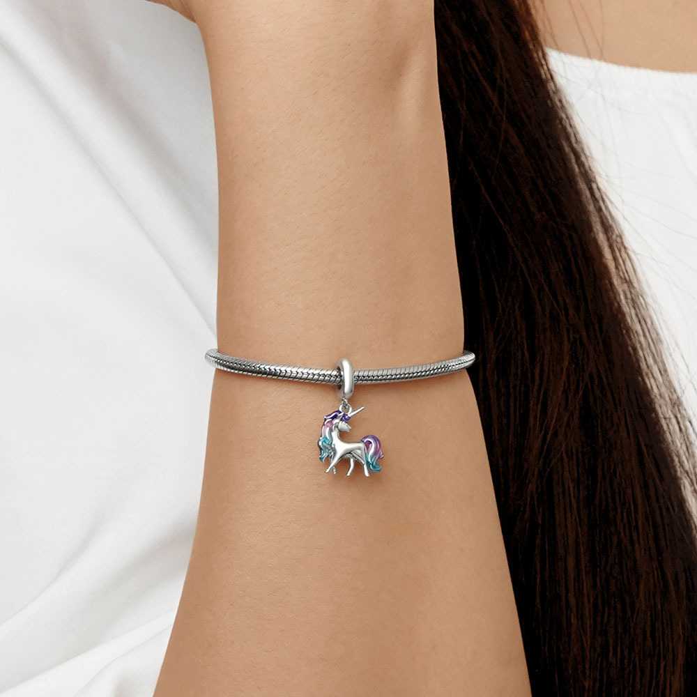 Unicorn Pendant image number 4