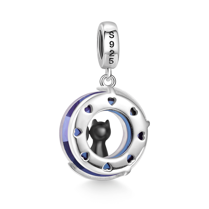 Cat on Moon Pendant image number 1