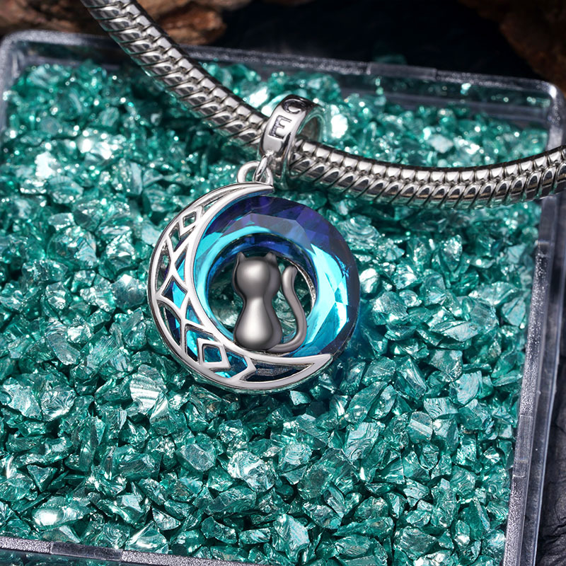 Cat on Moon Pendant image number 2