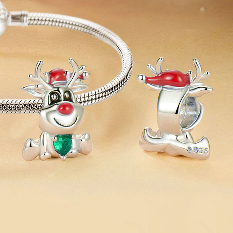 Christmas Reindeer Charm image number 1