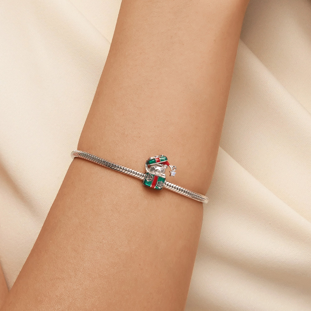 Christmas Gift Bear Charm image number 5