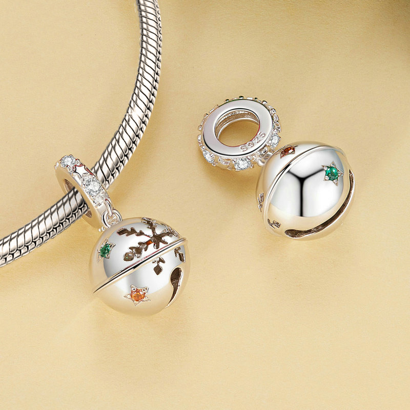 Christmas Bell Pendant image number 1