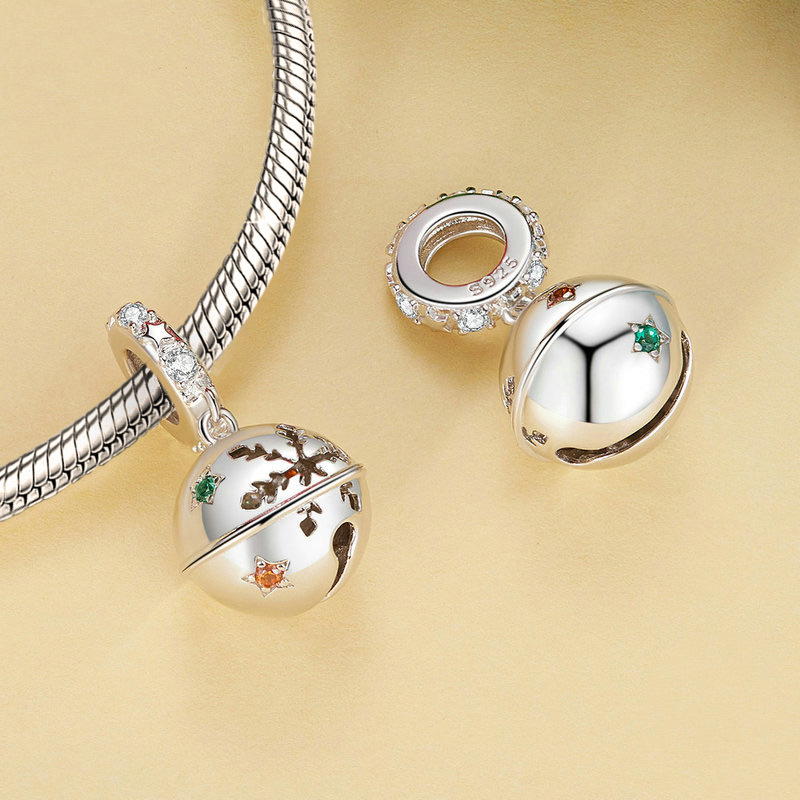 Christmas Bell Pendant image number 1
