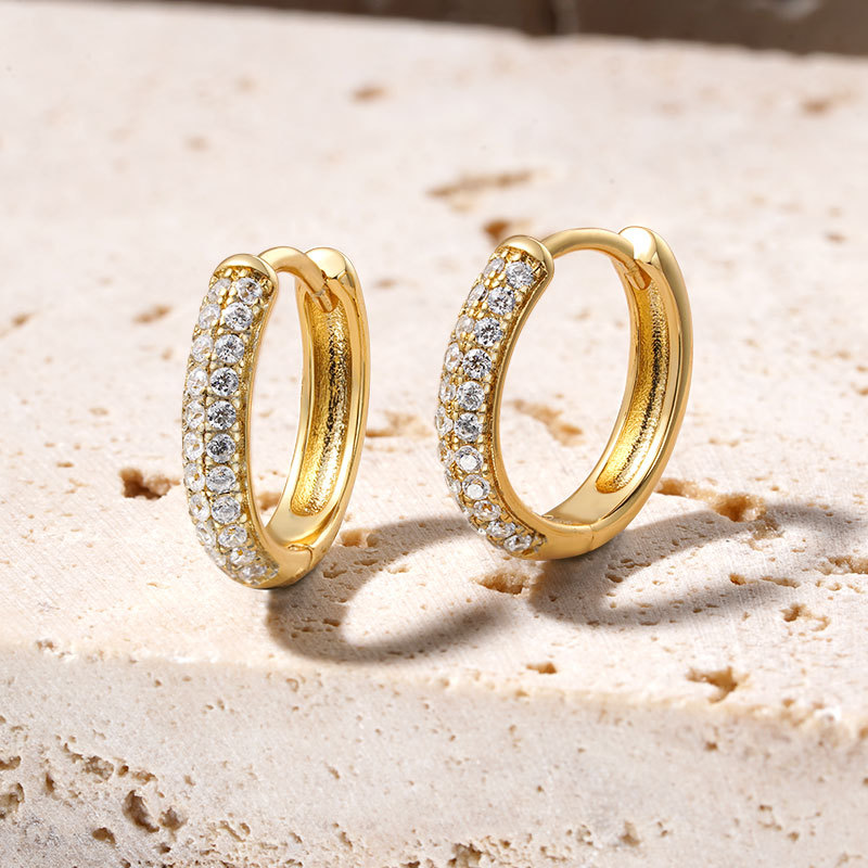 Pave Circle Stud Earrings image number 3