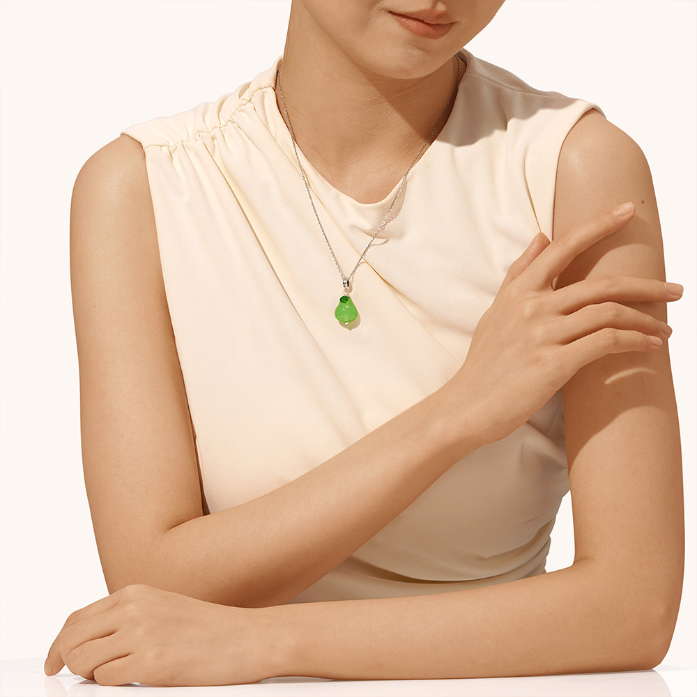 Green Pear Shape Pendant image number 4