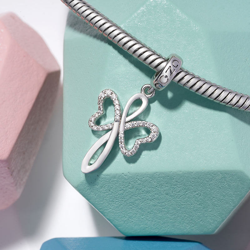 Heart Cross Pendant image number 2