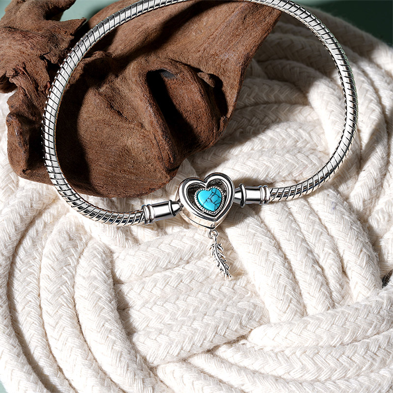 Heart Lock Feather Bracelet image number 2