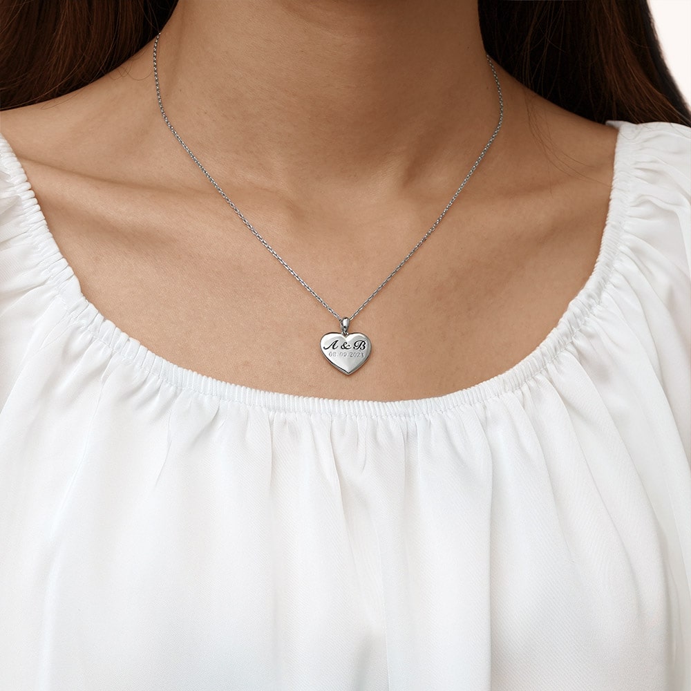 Engravable Heart Necklace image number 3