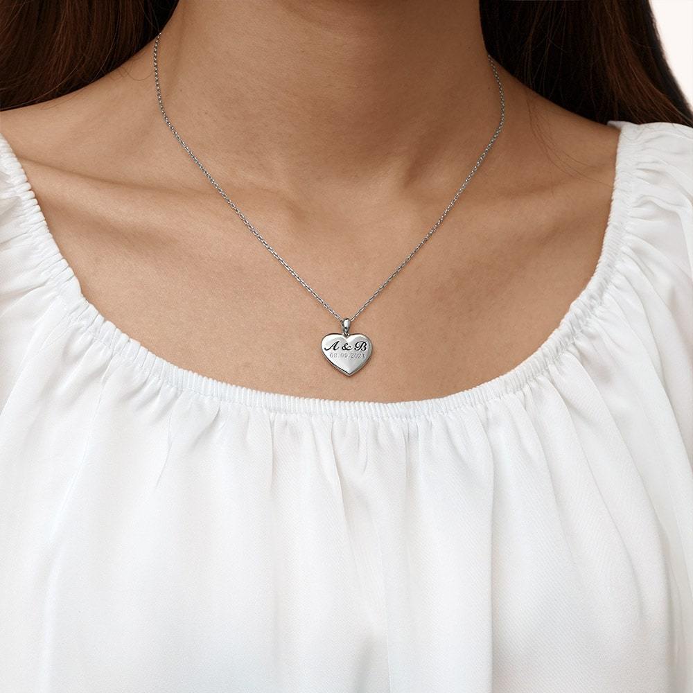 Engravable Heart Necklace image number 3