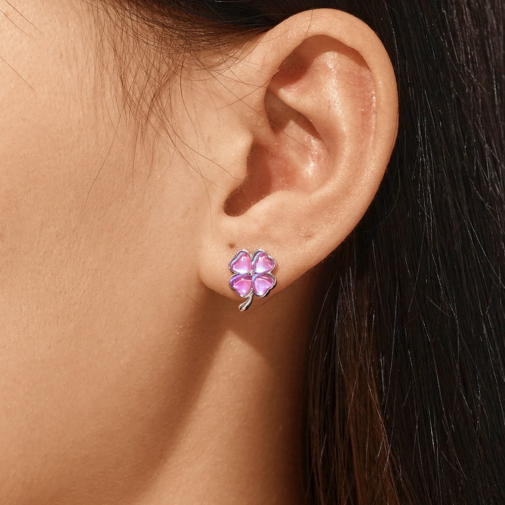 Lucky Clover Stud Earrings image number 4