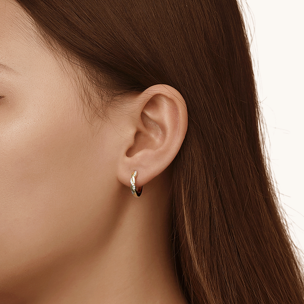 Twisted Interwoven Hoop Earrings image number 5