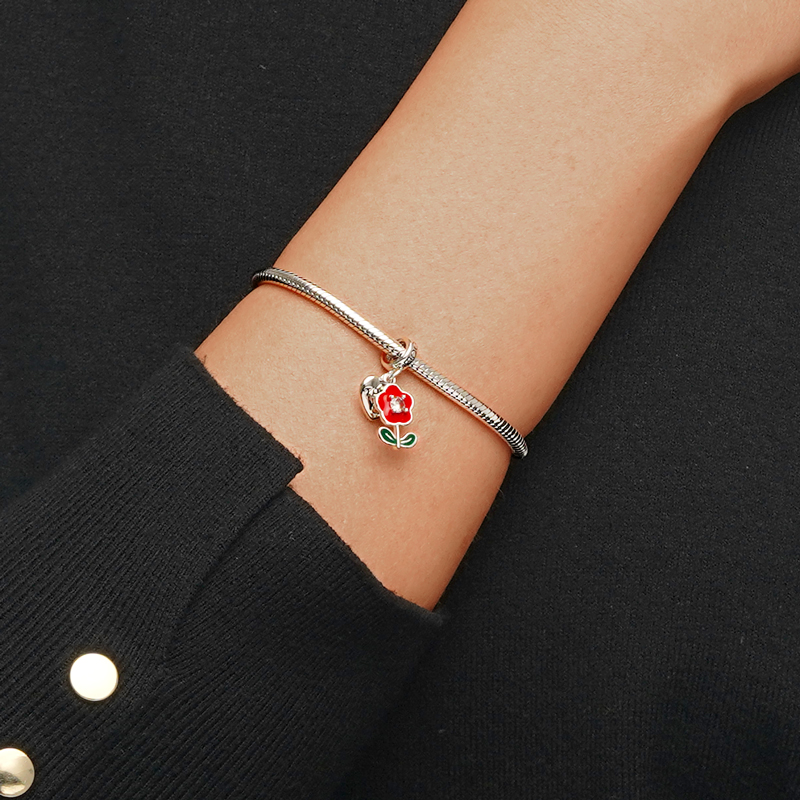 Engravable Flower Heart Pendant image number 4