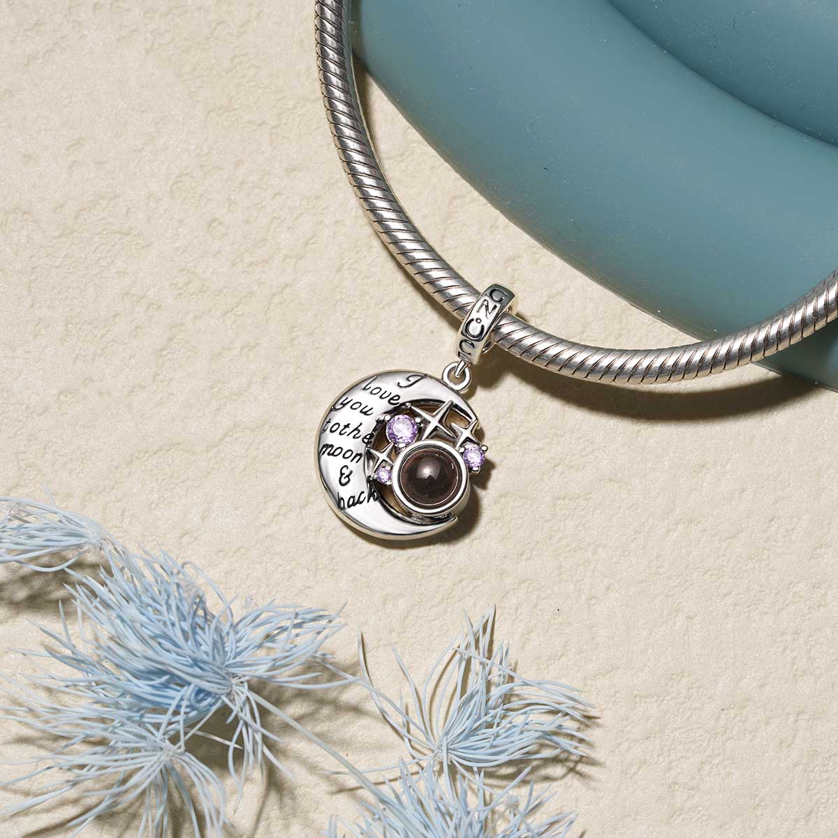 Projection Moon&Star Photo Pendant image number 4