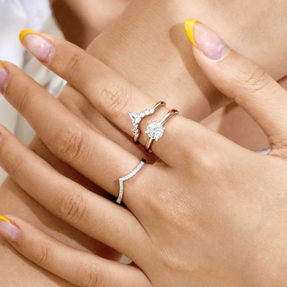 Round-cut Stackable Ring image number 3