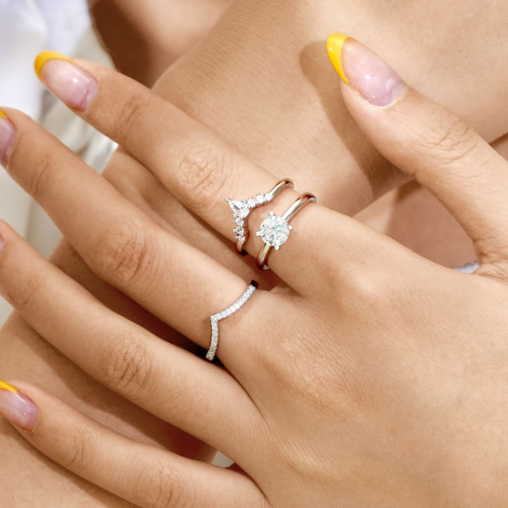 Round-cut Stackable Ring image number 3