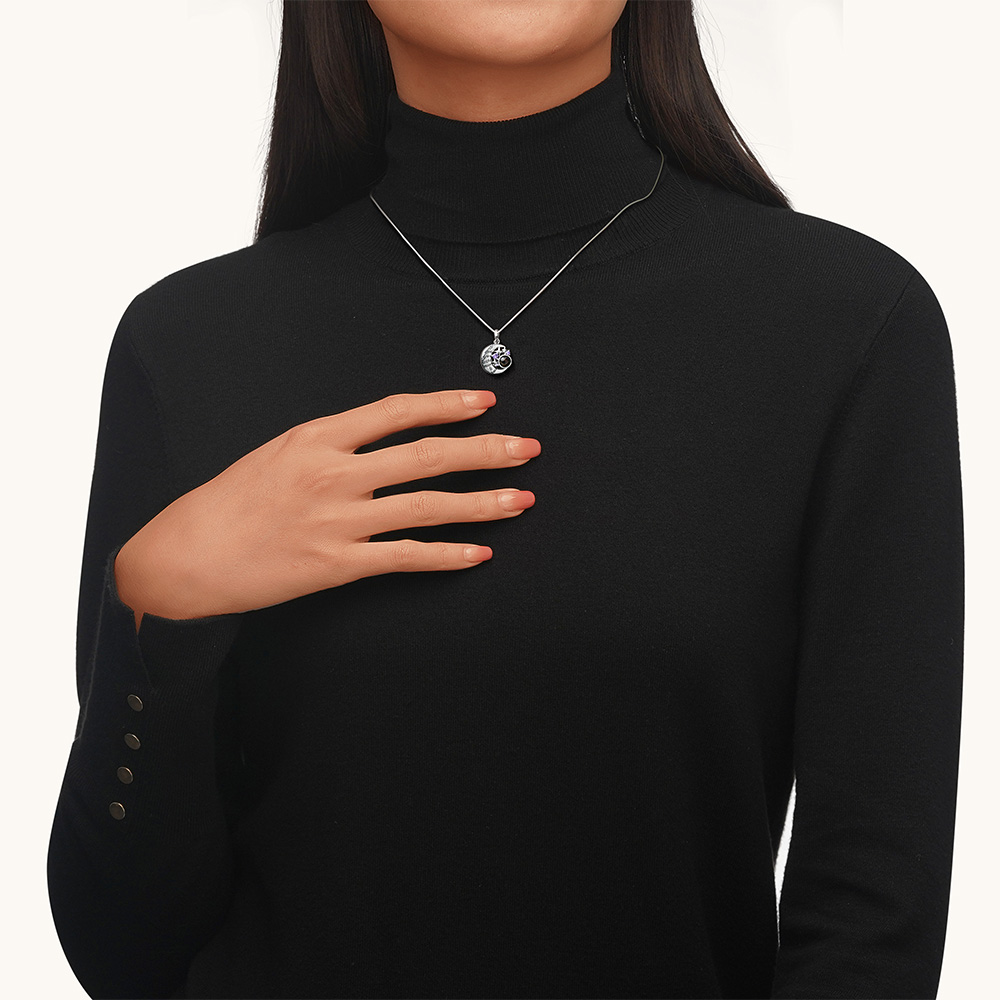 Moon&Star Photo Necklace image number 3