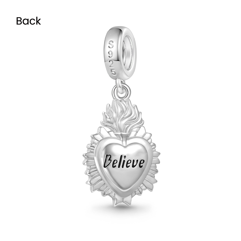 Sacred Heart Pendant image number 1