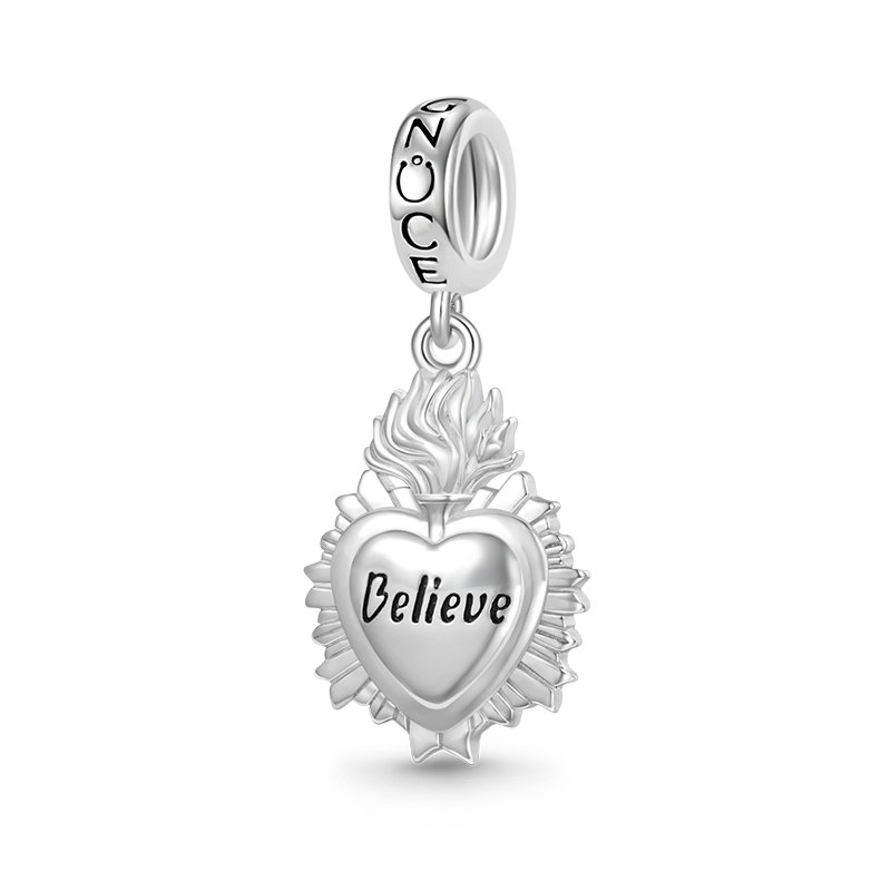 Sacred Heart Pendant image number 0