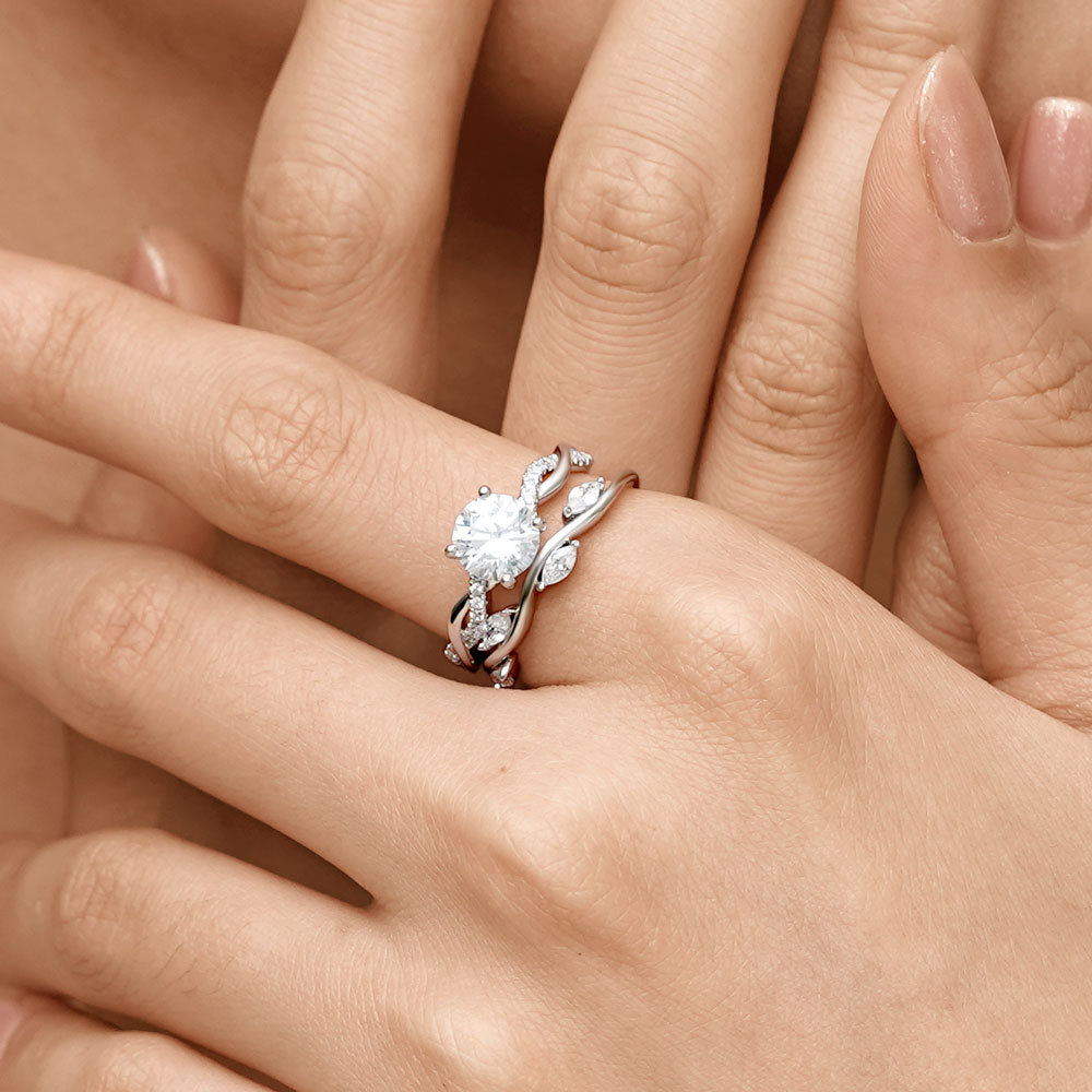 Curved Diamond Stackable Ring image number 3