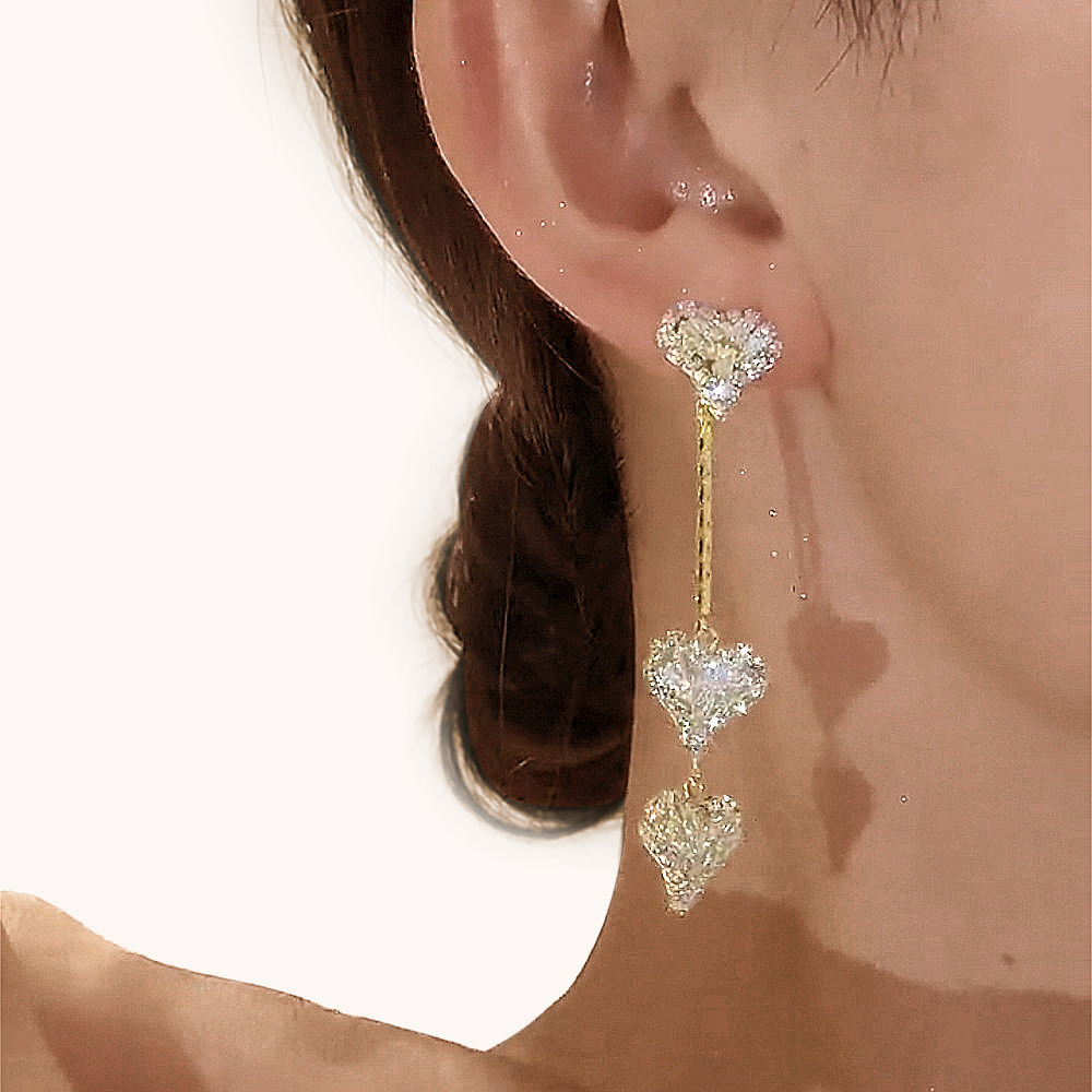 Tassel Heart Crystal Earrings image number 1