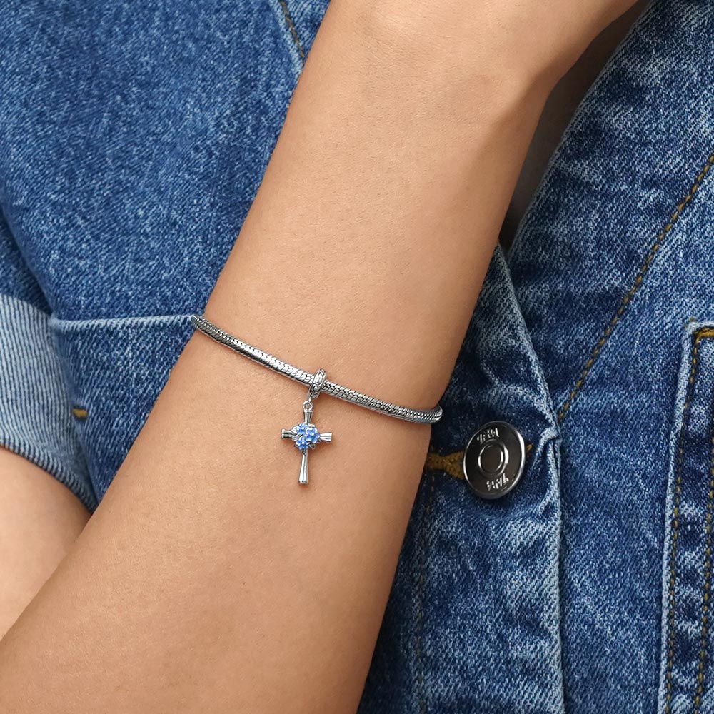 Flower Cross Pendant image number 6