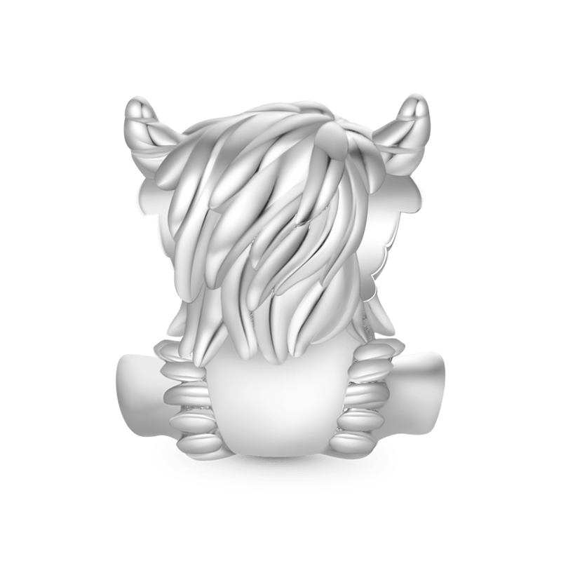 Highland Cow Charm image number 1