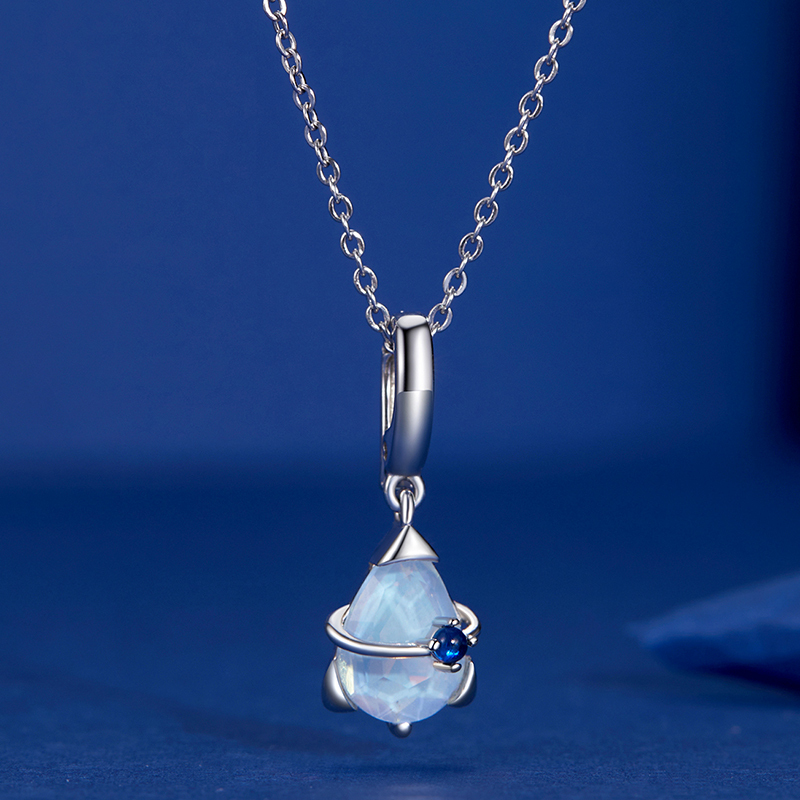 Rocket Pendant image number 2