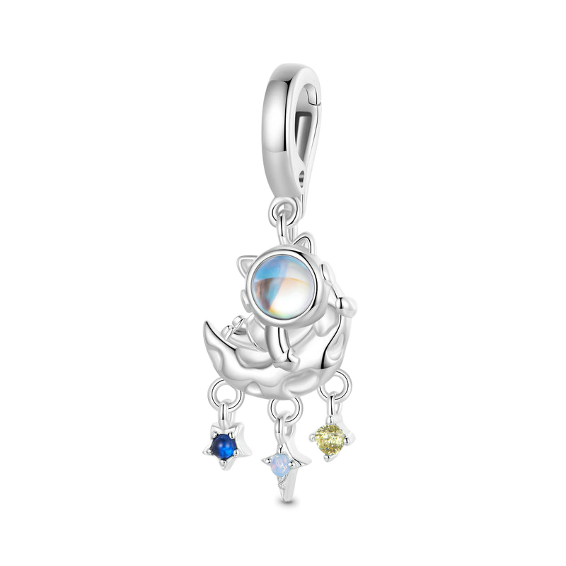 Astronaut Moon Pendant image number 0