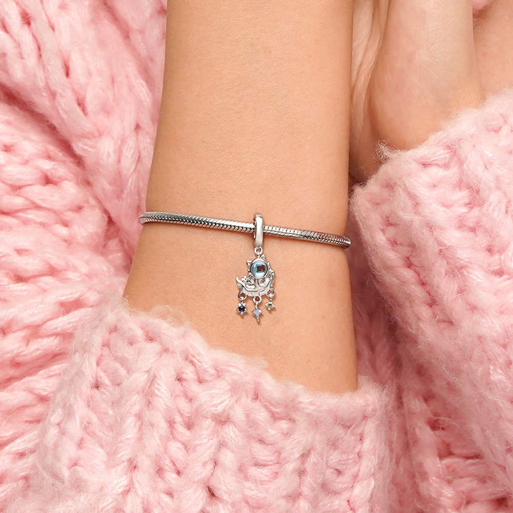 Astronaut Moon Pendant image number 4