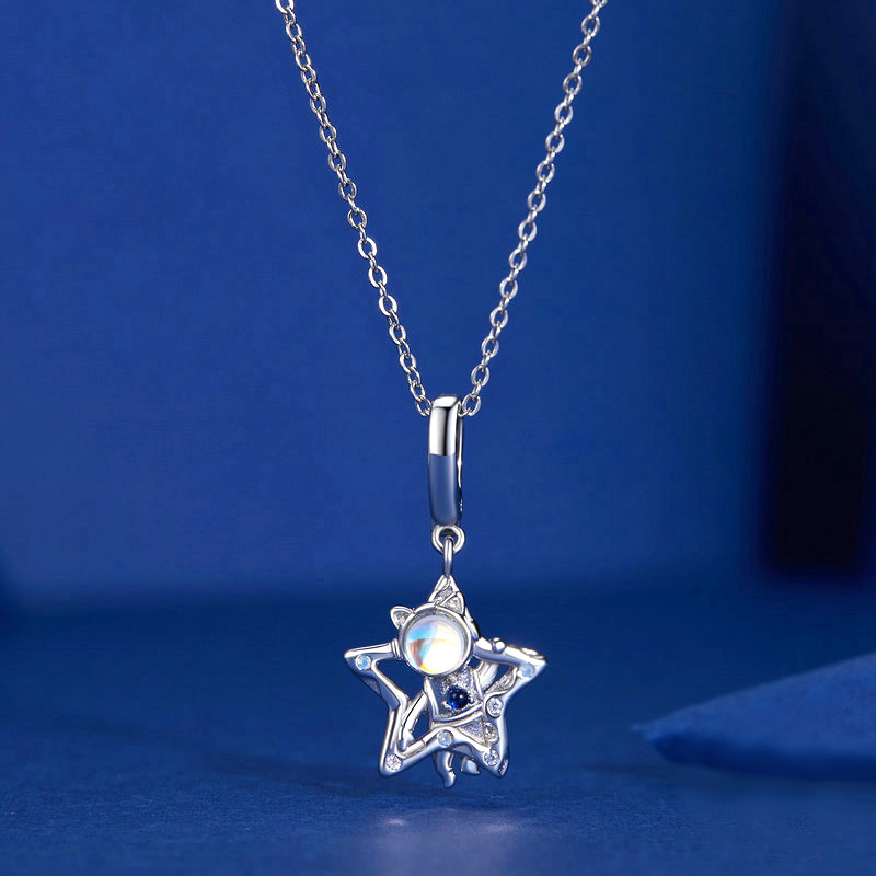 Astronaut Star Pendant image number 2
