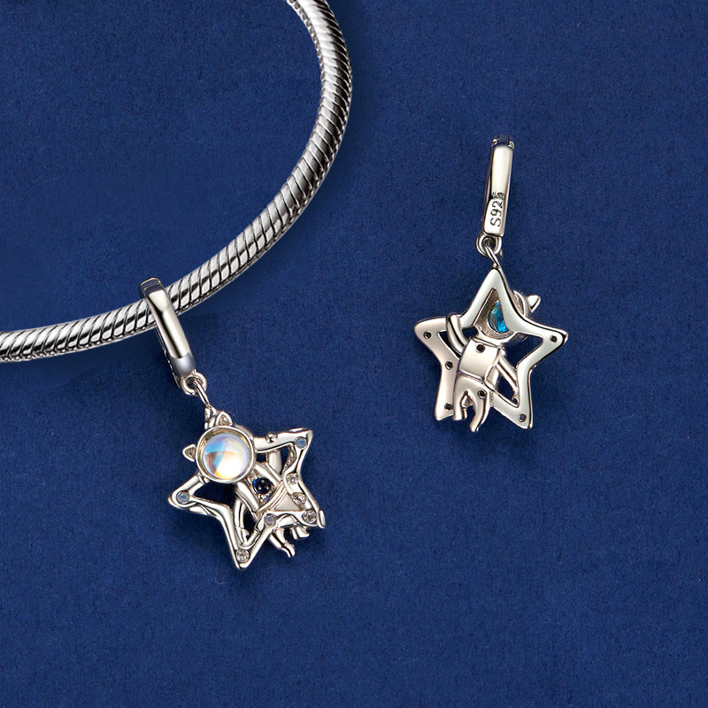 Astronaut Star Pendant image number 1