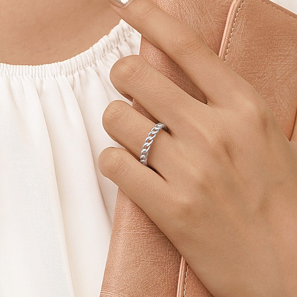 Iconic Twisted Ring image number 4