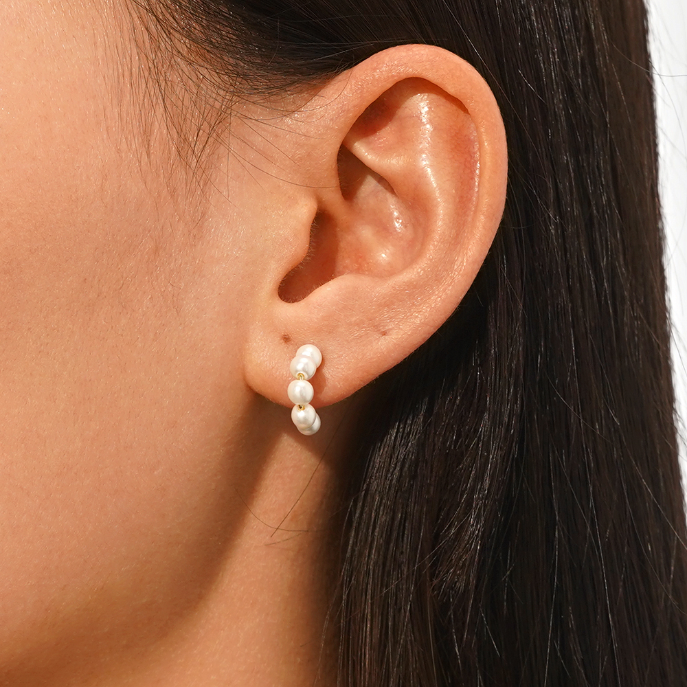 Pearl Open Hoop Earrings image number 6