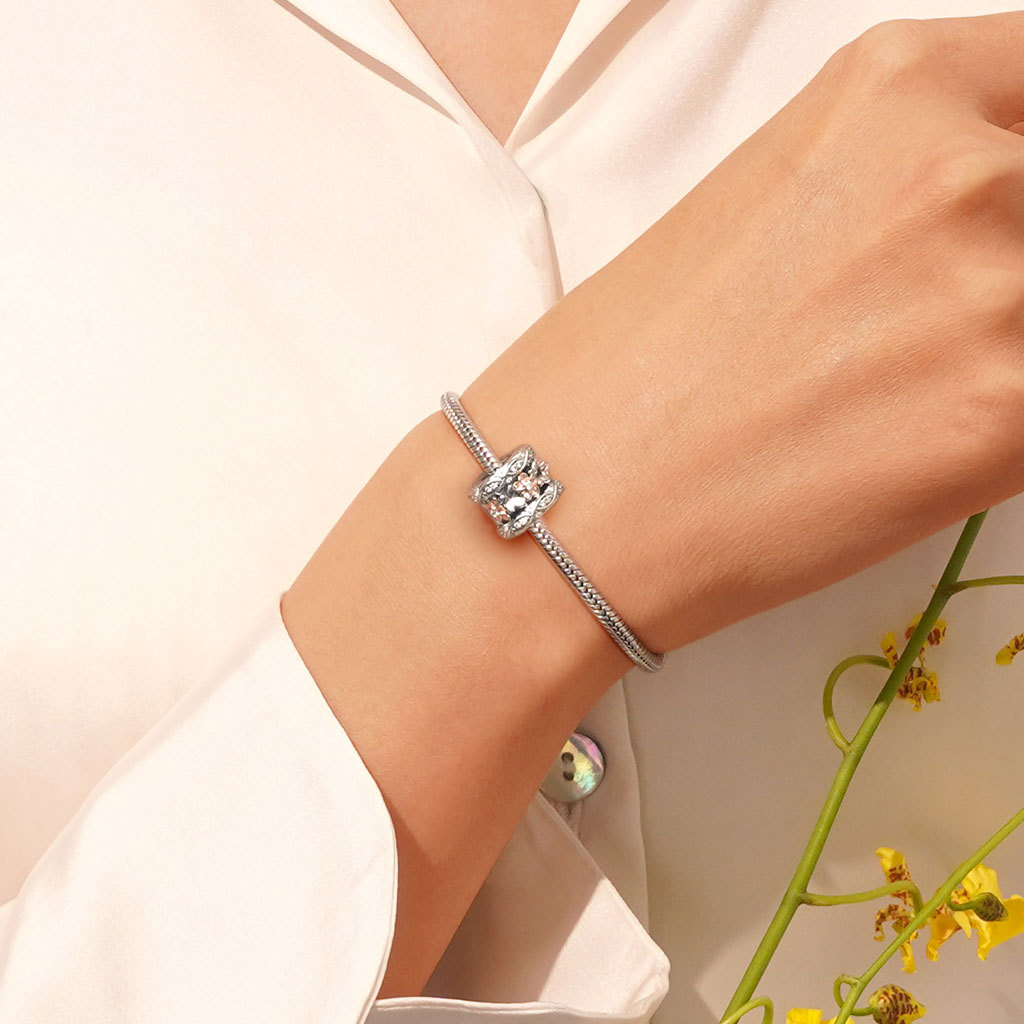 Flower Butterfly Pendant Necklace image number 3