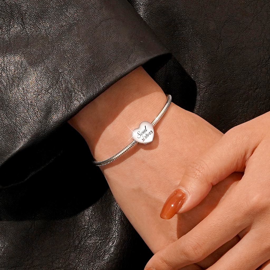 "Soul sisters" Photo Heart Charm image number 3