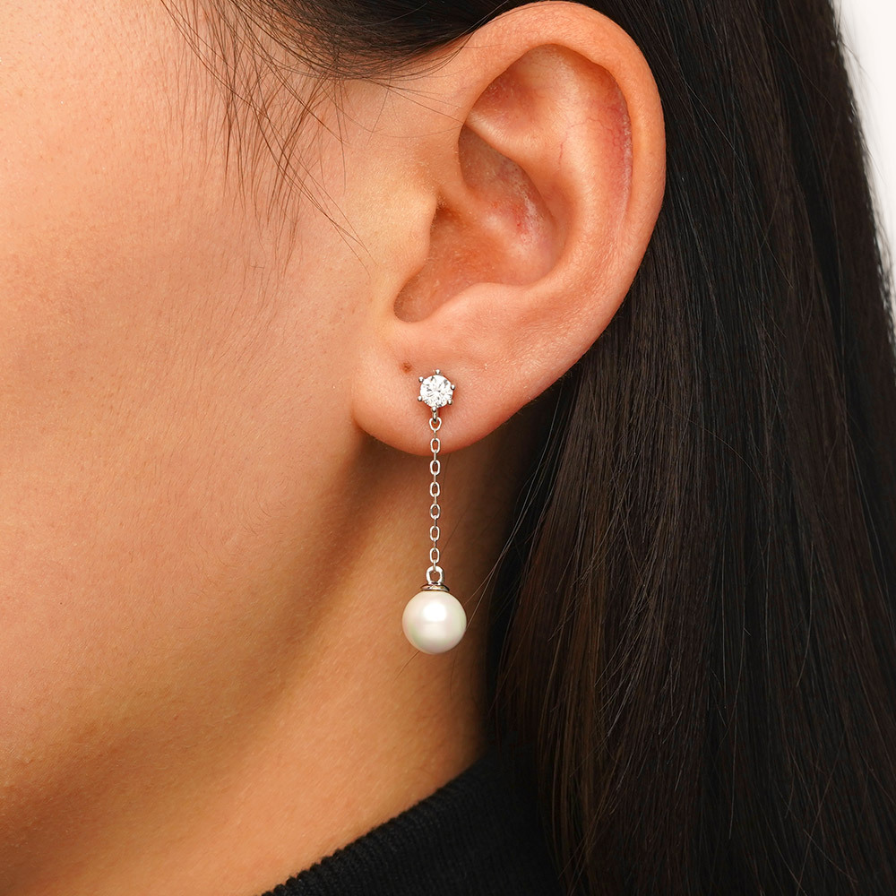 Pearl Stud Earrings image number 4