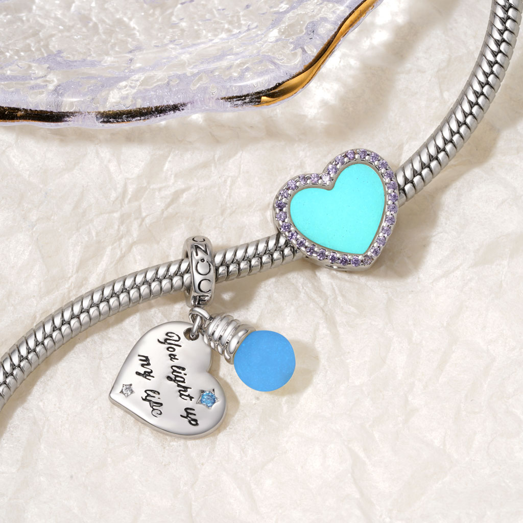 Light Bulb Glow-in-the-Dark Pendant image number 3