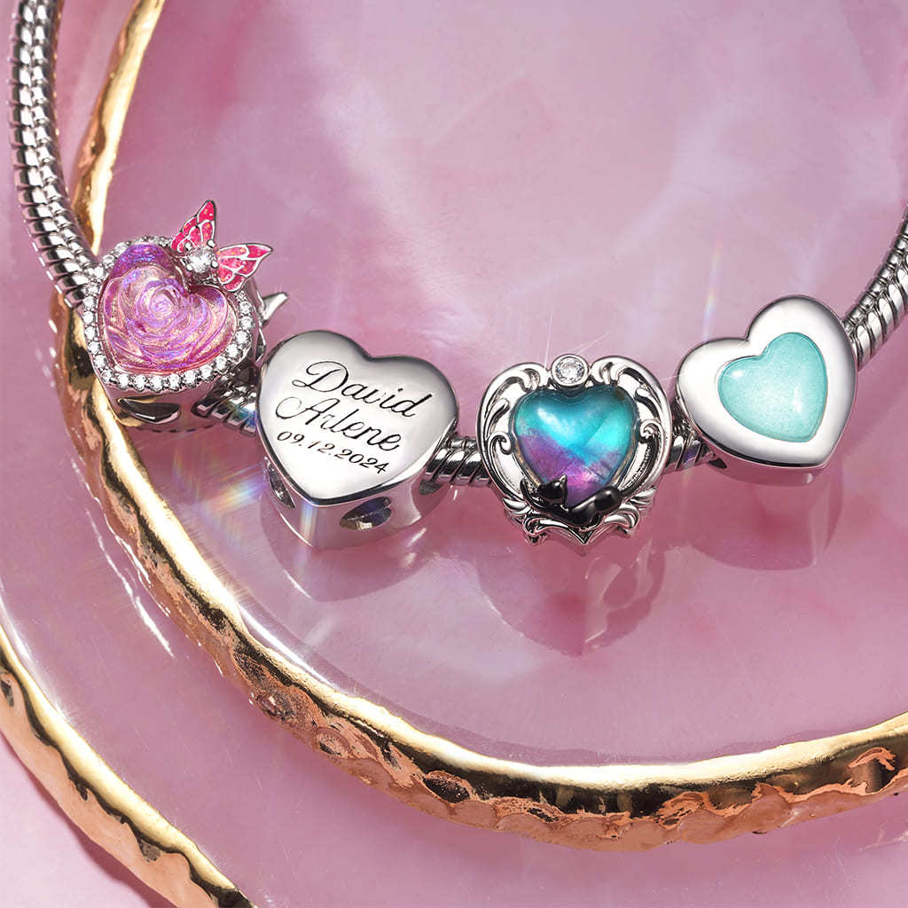 Engravable Heart Photo Charm image number 1