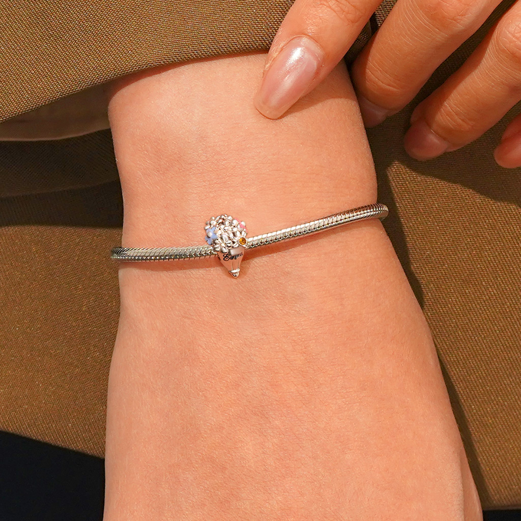 Bouquet Charm image number 5