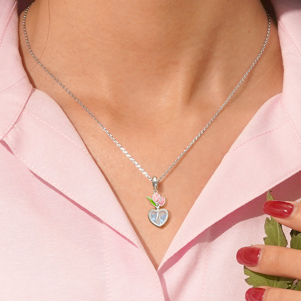 Tulip Heart Pendant image number 4