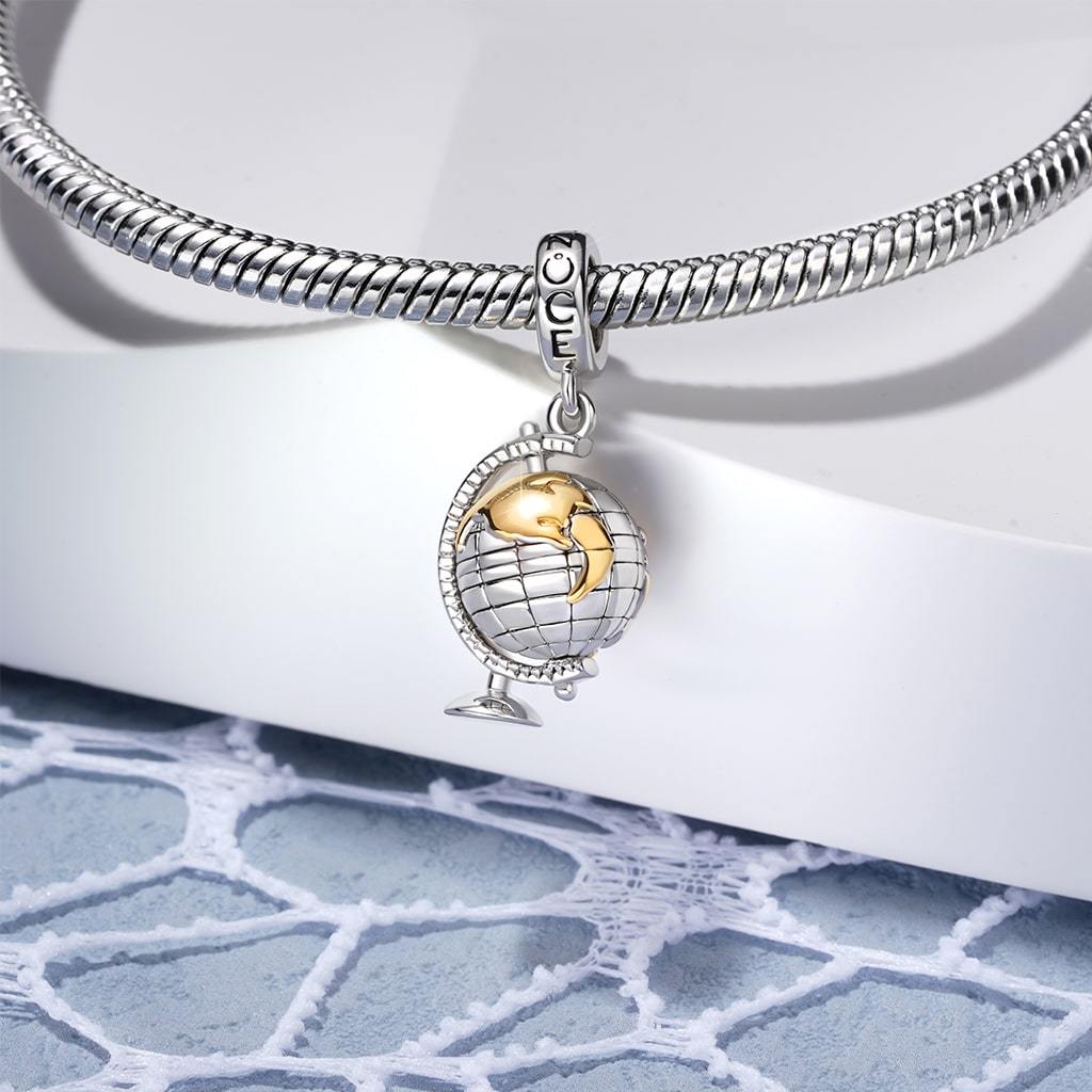 Globe Pendant image number 2