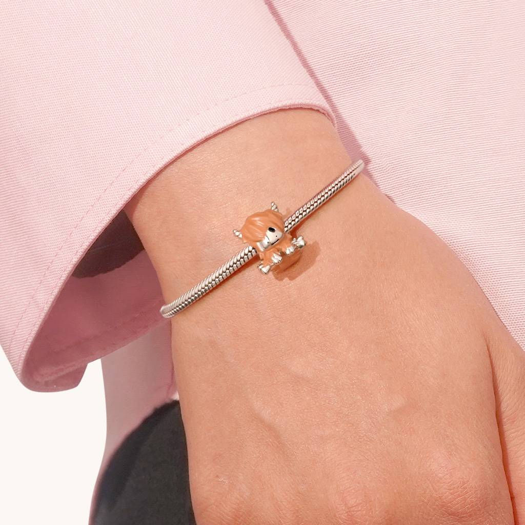 Rufous Highland Cow Charm image number 4