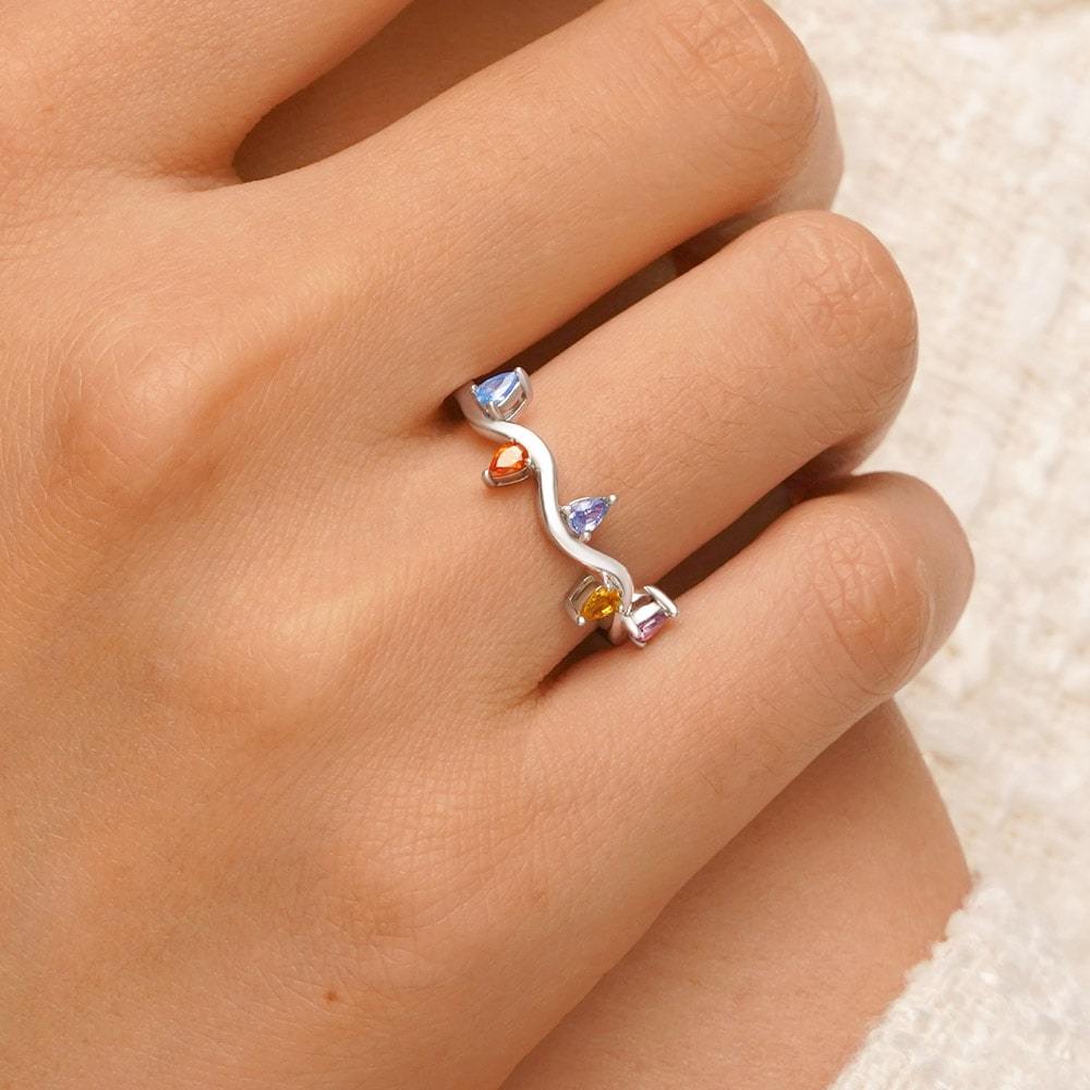 Wavy Colorful Diamond Ring image number 4
