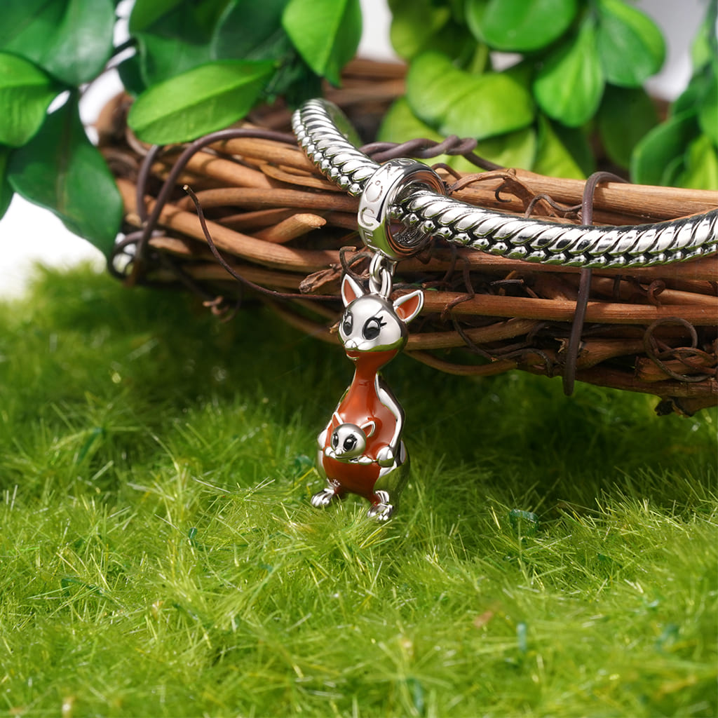 Kangaroo Mother Pendant image number 2