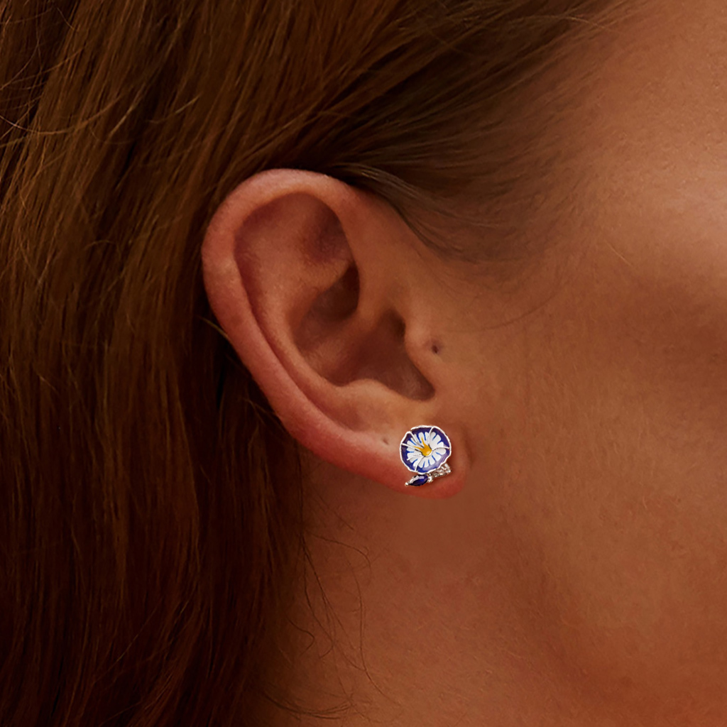 Morning Glory Stud Earrings image number 4