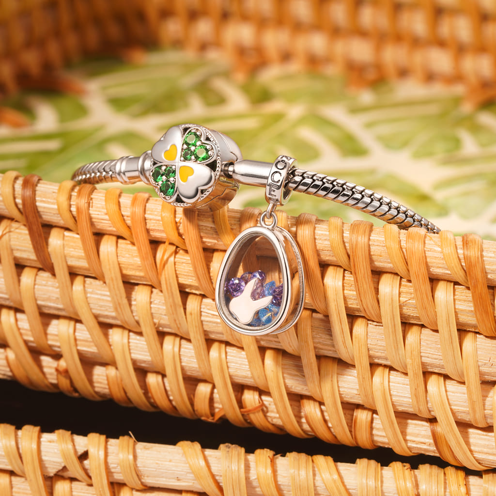 Bunny Egg-shaped Pendant image number 2